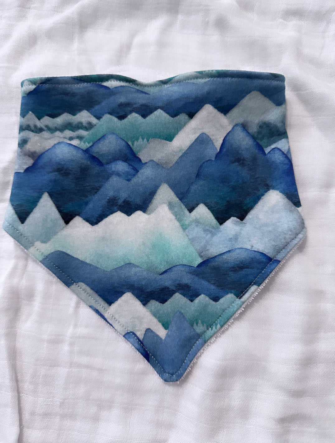 Bavoir bandana montagnes aquarelles