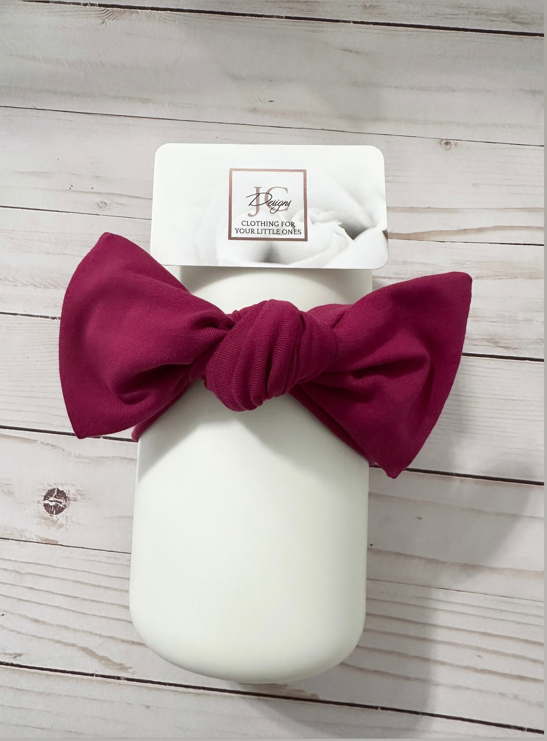 Cravates rouges et bordeaux