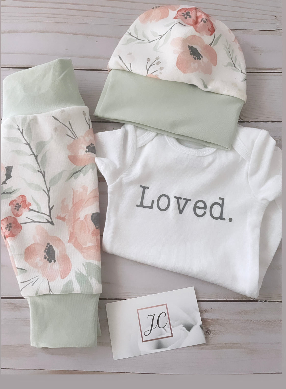 Tenue fleurie pêche à l'aquarelle