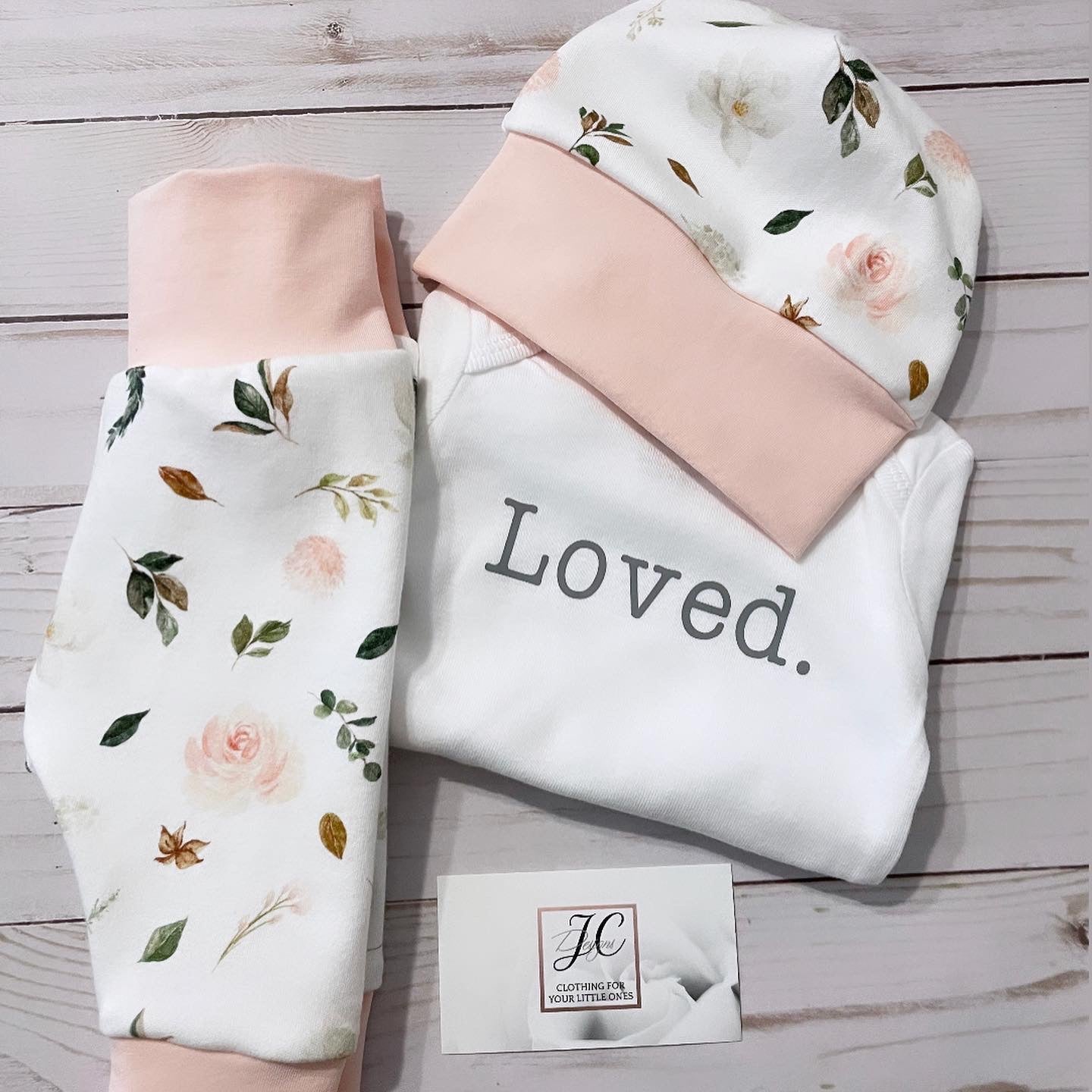 Conjunto floral de magnolia
