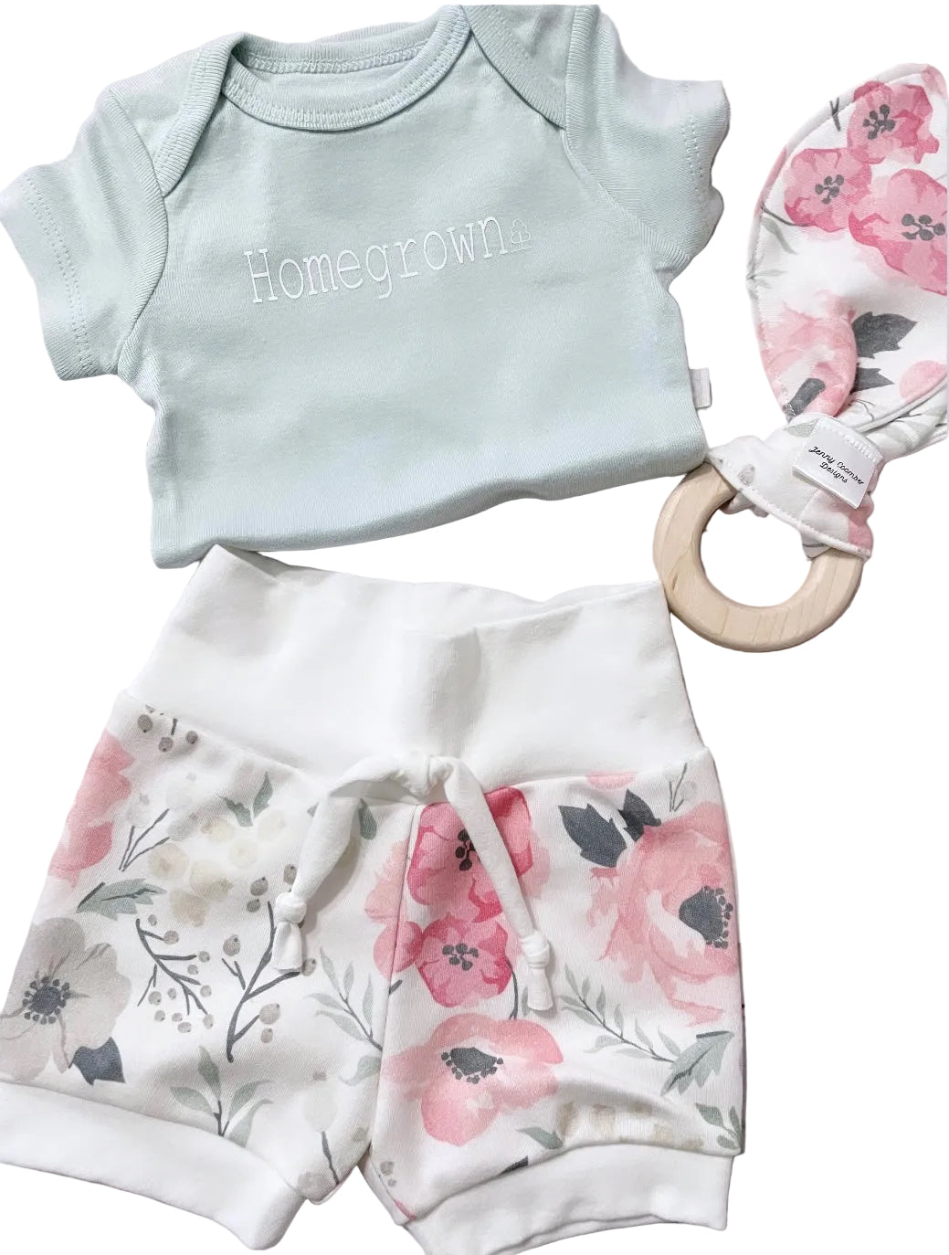 Pantalones cortos con estampado floral de acuarela en color rosa