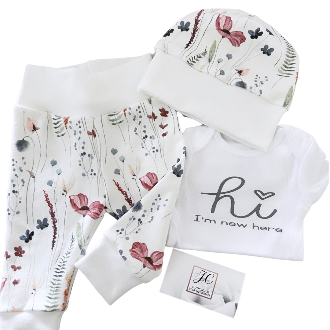 In the meadow baby outfit