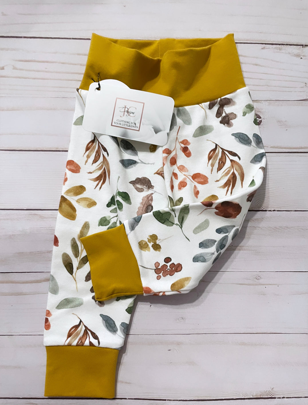 Watercolour leaves leggings