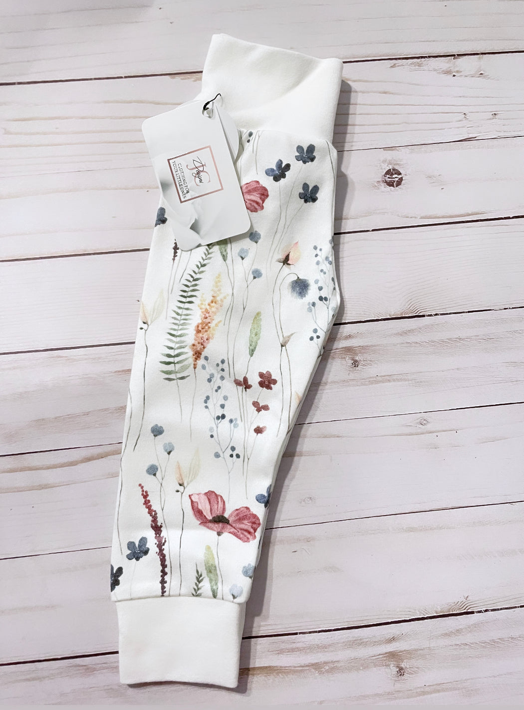 In the meadow leggings