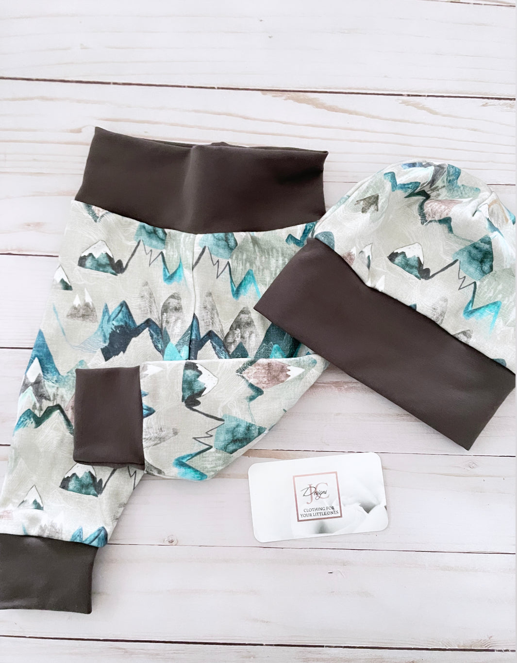 Tenue mini montagnes