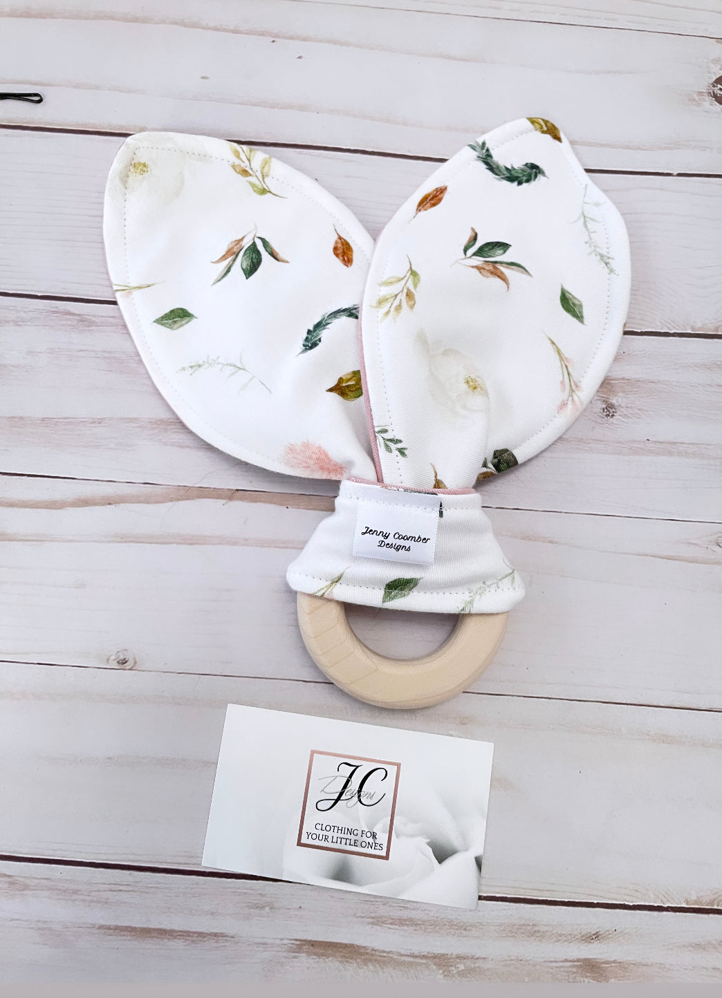 Magnolia teether