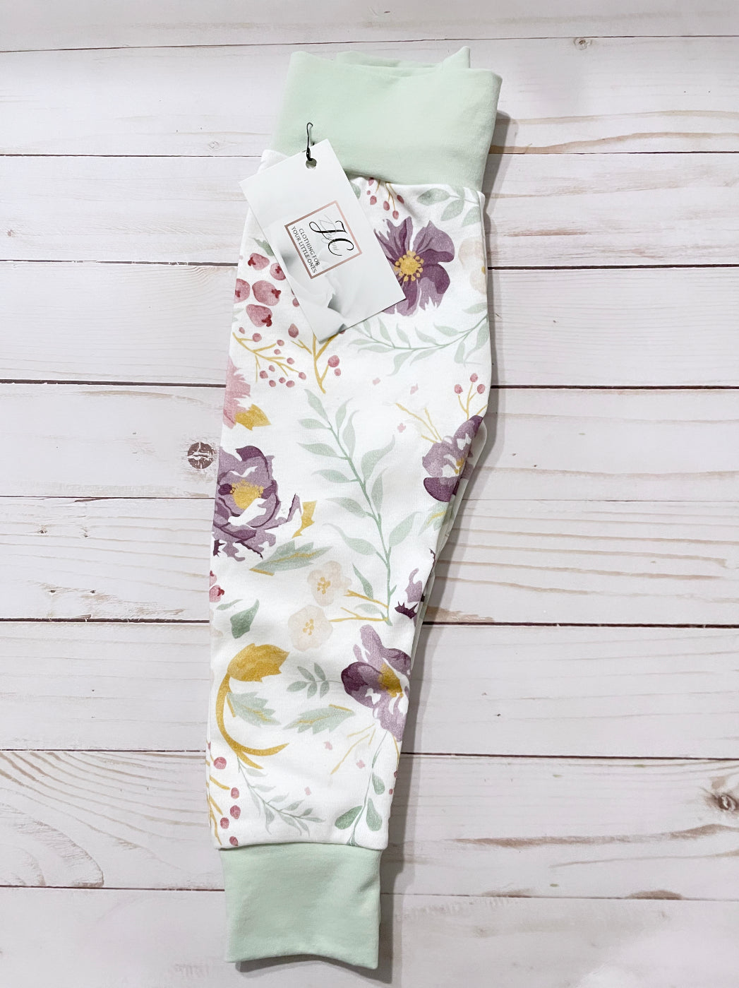 Watercolour purple floral leggings