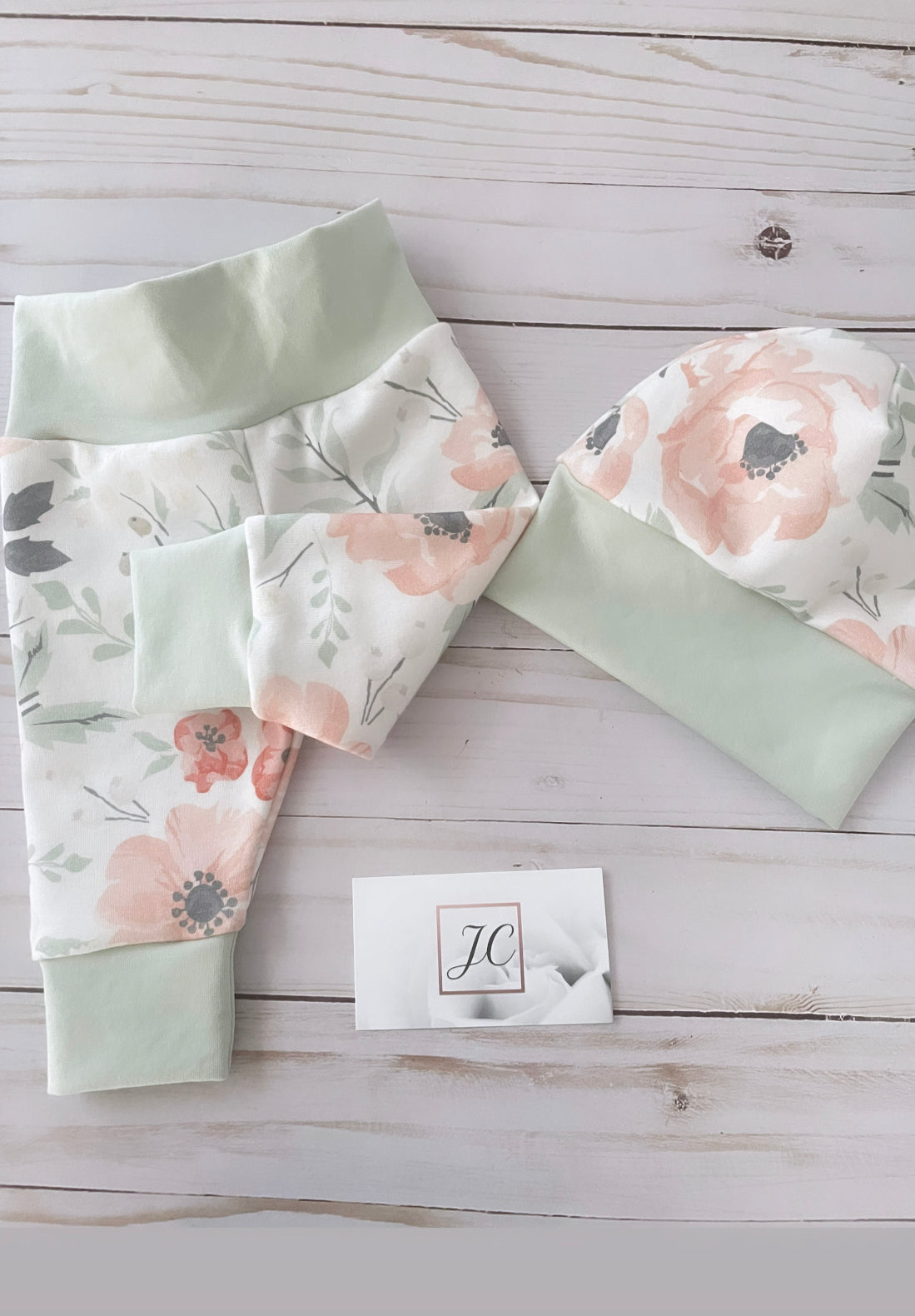 Tenue fleurie pêche à l'aquarelle