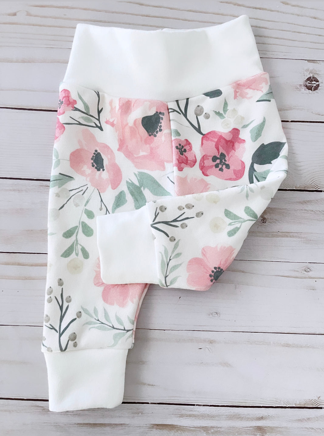 Leggings con estampado floral de acuarela rosa