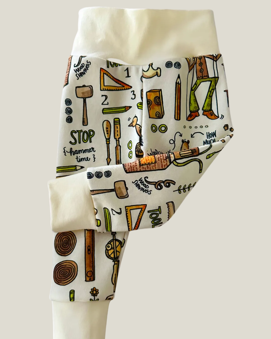 In the workshop leggings