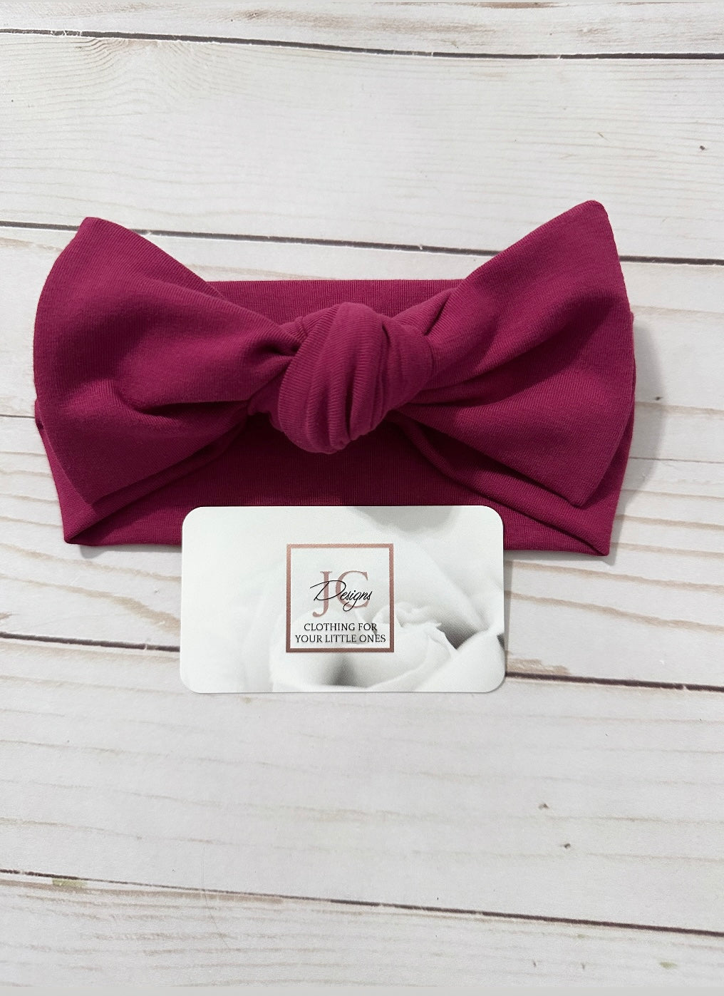 Cravates rouges et bordeaux